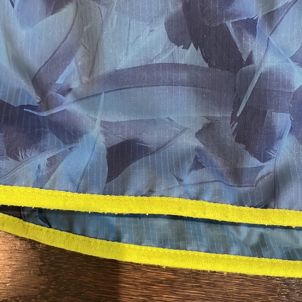 Nike Running Lightweight Jacket Small - image 4